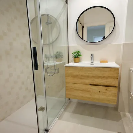 Apartment Alambra Del Sol - Coastal Retreat By The Beach Estepona