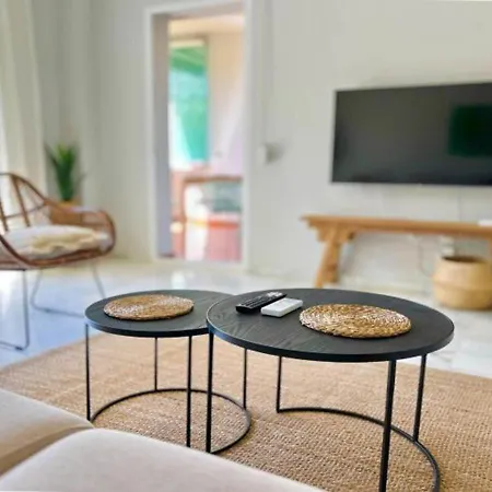Alambra Del Sol - Coastal Retreat By The Apartment Estepona