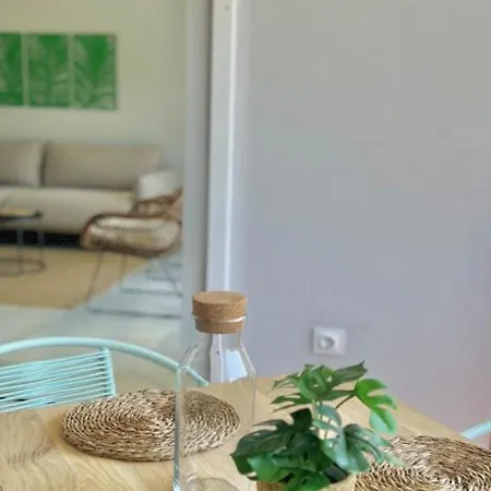 Alambra Del Sol - Coastal Retreat By The Apartment *