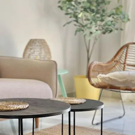 Apartment Alambra Del Sol - Coastal Retreat By The Estepona