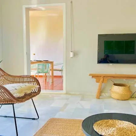 Apartment Alambra Del Sol - Coastal Retreat By The