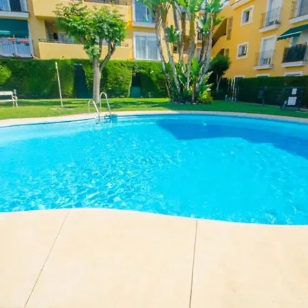 Apartment Alambra Del Sol - Coastal Retreat By The