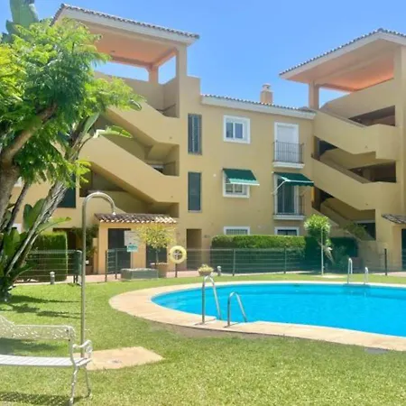 Alambra Del Sol - Coastal Retreat By The Apartment Estepona