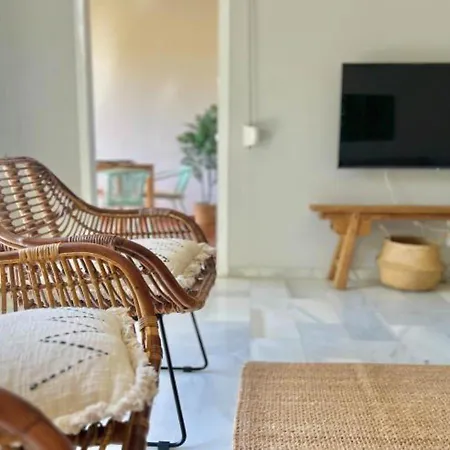 Alambra Del Sol - Coastal Retreat By The *